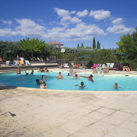 Kamp alanı Camping Les Routes De Provence *