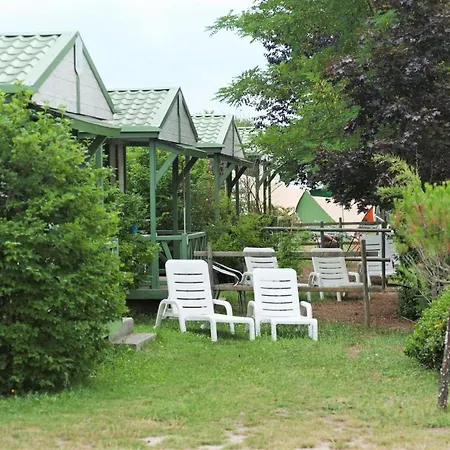 Camping Les Routes De Provence
