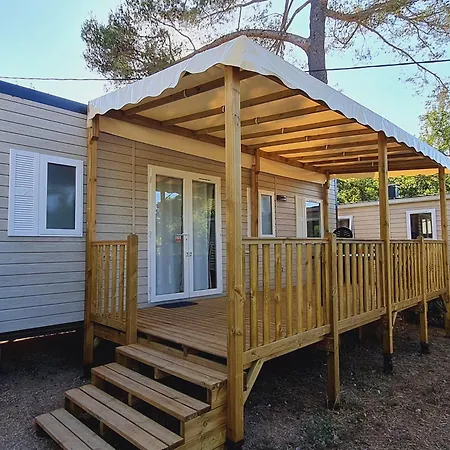 Camping Les Routes De Provence Forcalquier