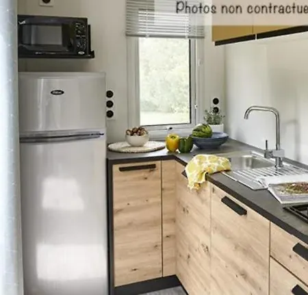 Campsite Camping Les Routes De Provence Forcalquier
