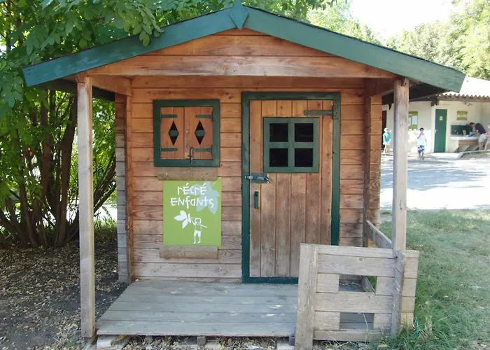 캠프장 Camping Les Routes De Provence 포르칼퀴에르