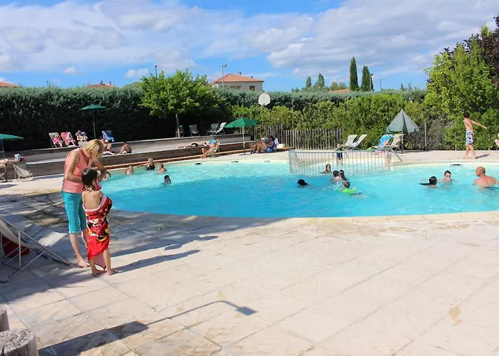 캠프장 Camping Les Routes De Provence 포르칼퀴에르